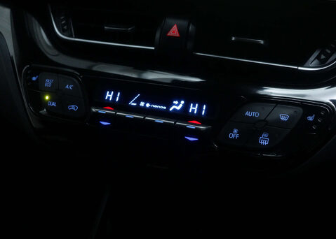 Toyota C-HR 1.8 C-HR Excel HEV CVT 5dr 31