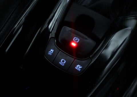 Toyota C-HR 1.8 C-HR Excel HEV CVT 5dr 32