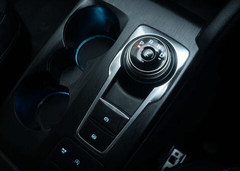 Ford Kuga 2.0 Kuga Titanium EcoBlue 4x4 Auto 4WD 5dr 32