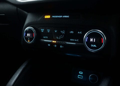 Ford Kuga 2.0 Kuga Titanium EcoBlue 4x4 Auto 4WD 5dr 29