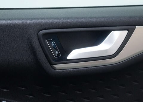 Ford Kuga 2.0 Kuga Titanium EcoBlue 4x4 Auto 4WD 5dr 39