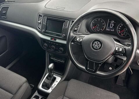Volkswagen Sharan 1.4 Sharan SE Nav TSi Semi-Auto 5dr 9