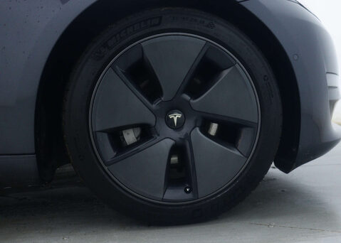 Tesla Model 3 Model 3 Long Range AWD 4WD 4dr 13