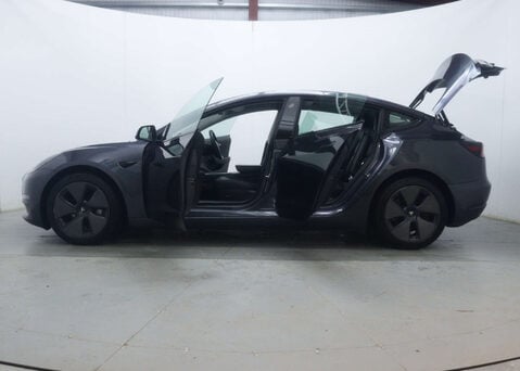 Tesla Model 3 Model 3 Long Range AWD 4WD 4dr 50