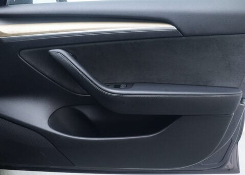 Tesla Model 3 Model 3 Long Range AWD 4WD 4dr 36