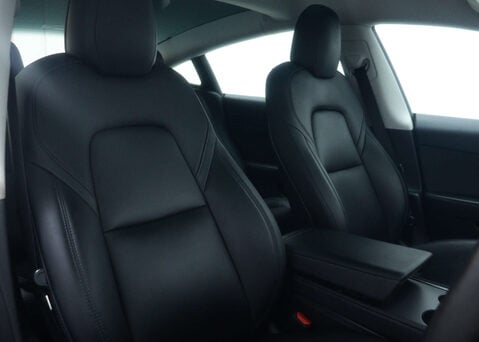 Tesla Model 3 Model 3 Long Range AWD 4WD 4dr 37