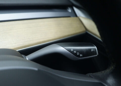 Tesla Model 3 Model 3 Long Range AWD 4WD 4dr 32