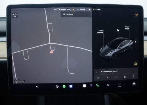 Tesla Model 3 Model 3 Long Range AWD 4WD 4dr 19