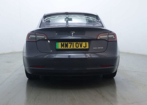 Tesla Model 3 Model 3 Long Range AWD 4WD 4dr 9