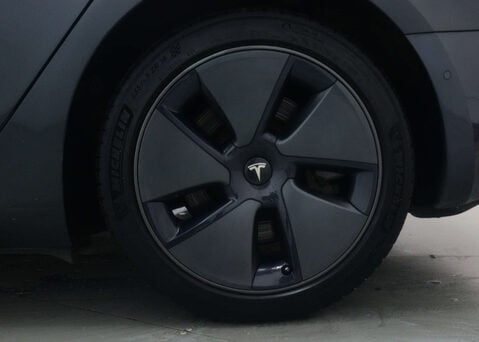 Tesla Model 3 Model 3 Long Range AWD 4WD 4dr 15