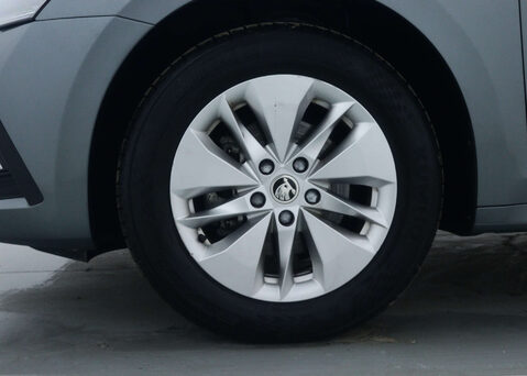 Skoda Octavia 1.0 Octavia SE Technology TSi E-Tech Semi-Auto 5dr 14