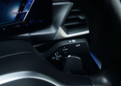 BMW 3 Series 2.0 330E M Sport Auto 4dr 39