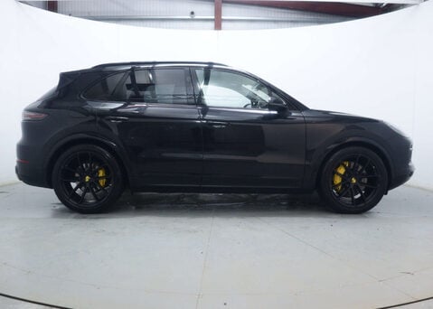 Porsche Cayenne 2.9 Cayenne V6 S Auto 4WD 5dr 12