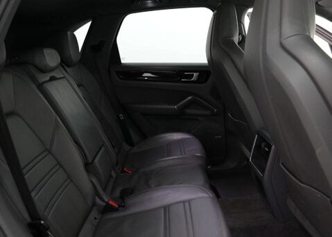 Porsche Cayenne 2.9 Cayenne V6 S Auto 4WD 5dr 46