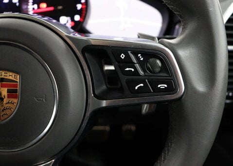 Porsche Cayenne 2.9 Cayenne V6 S Auto 4WD 5dr 32