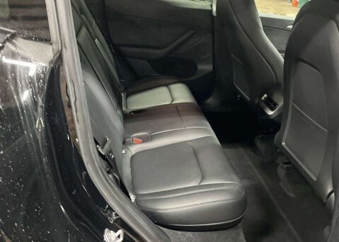 Tesla Model Y Model Y Long Range AWD 4WD 5dr 9