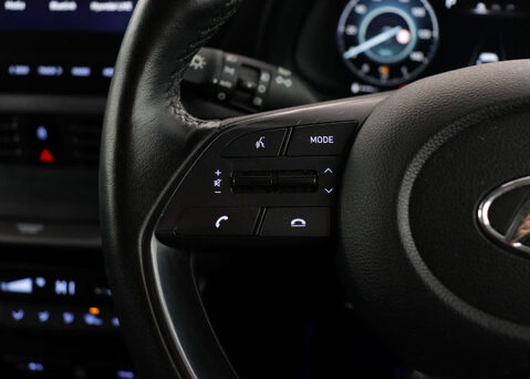 Hyundai i20 1.0 i20 Premium MHEV TGDi Auto 5dr 29