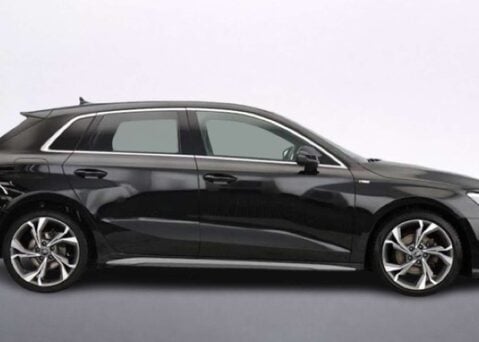 Audi A3 1.0 A3 Sportback 30 TFSI MHEV S Line Semi-Auto 5dr 7