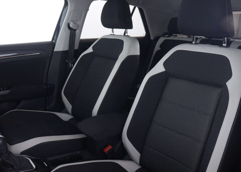 Volkswagen T-Roc 1.5 T-Roc SEL TSi Evo Semi-Auto 5dr 46