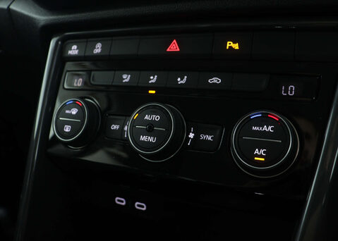 Volkswagen T-Roc 1.5 T-Roc SEL TSi Evo Semi-Auto 5dr 31