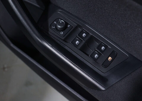 Volkswagen T-Roc 1.5 T-Roc SEL TSi Evo Semi-Auto 5dr 40