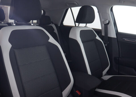 Volkswagen T-Roc 1.5 T-Roc SEL TSi Evo Semi-Auto 5dr 43