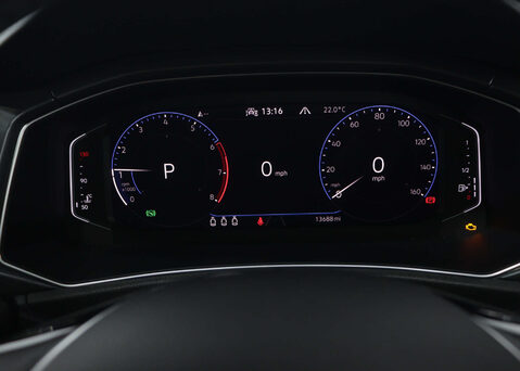 Volkswagen T-Roc 1.5 T-Roc SEL TSi Evo Semi-Auto 5dr 16