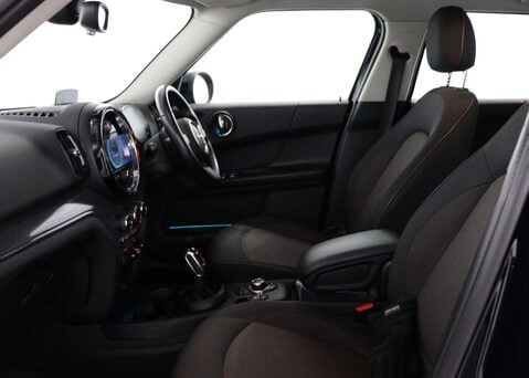 Mini Countryman 1.5 Countryman Cooper Classic Auto 5dr 36