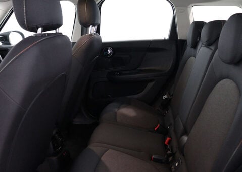 Mini Countryman 1.5 Countryman Cooper Classic Auto 5dr 39