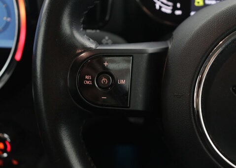 Mini Countryman 1.5 Countryman Cooper Classic Auto 5dr 28