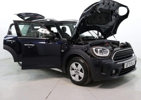 Mini Countryman 1.5 Countryman Cooper Classic Auto 5dr 43
