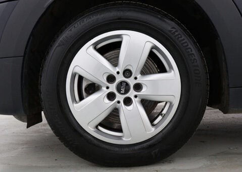 Mini Countryman 1.5 Countryman Cooper Classic Auto 5dr 14