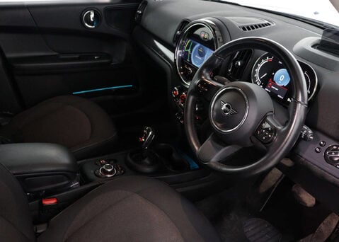 Mini Countryman 1.5 Countryman Cooper Classic Auto 5dr 31