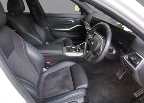 BMW 3 Series 2.0 320i M Sport Saloon 4dr Petrol Auto Euro 6 (s/s) (184 ps) 9