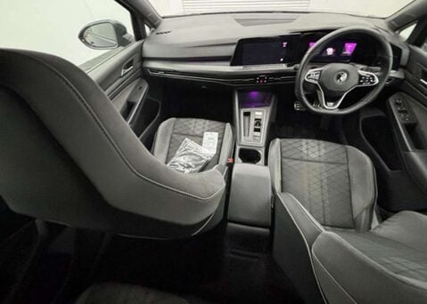 Volkswagen Golf 1.5 eTSI MHEV R-Line Hatchback 5dr Petrol Hybrid DSG Euro 6 (s/s) (150 ps) 8