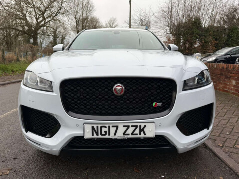 Jaguar F-Pace 3.0 F-PACE V6 S AWD D Auto 4WD 5dr 2