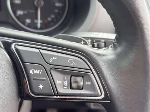 Audi A3 1.4 A3 e-tron Sportback Semi-Auto 5dr 26