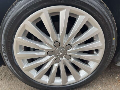 Audi A3 1.4 A3 e-tron Sportback Semi-Auto 5dr 32