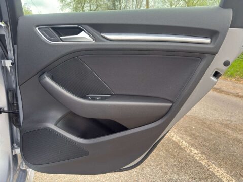 Audi A3 1.4 A3 e-tron Sportback Semi-Auto 5dr 37
