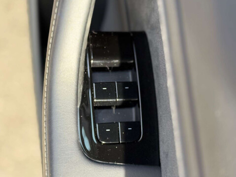 Tesla Model 3 ModeL 3 Performance AWD 4WD 4dr 30