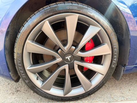 Tesla Model 3 ModeL 3 Performance AWD 4WD 4dr 37