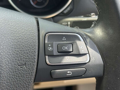 Volkswagen Golf 1.4 Golf SE TSi Semi-Auto 5dr 26