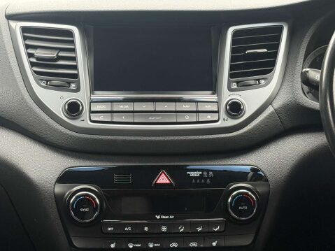 Hyundai TUCSON 1.7 Tucson SE Nav Blue Drive 2WD CRDi 5dr 8