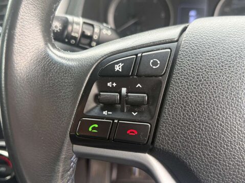 Hyundai TUCSON 1.7 Tucson SE Nav Blue Drive 2WD CRDi 5dr 23