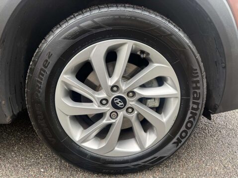 Hyundai TUCSON 1.7 Tucson SE Nav Blue Drive 2WD CRDi 5dr 32