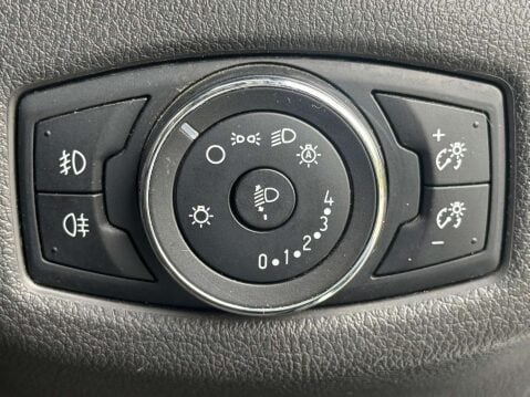 Ford Transit Connect 1.5 Transit Connect 240 Limited 28