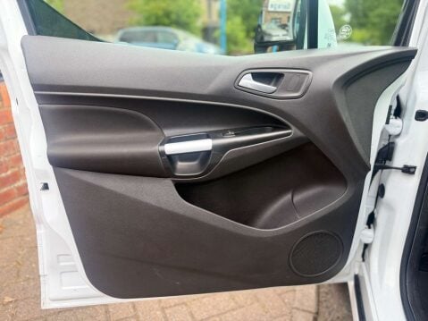 Ford Transit Connect 1.5 Transit Connect 240 Limited 29
