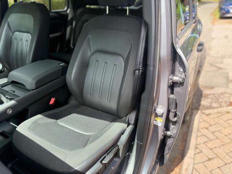 Land Rover Defender 2.0 Defender S D Auto 4WD 5dr 11