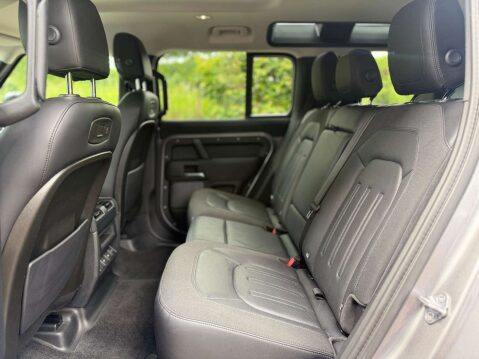 Land Rover Defender 2.0 Defender S D Auto 4WD 5dr 14