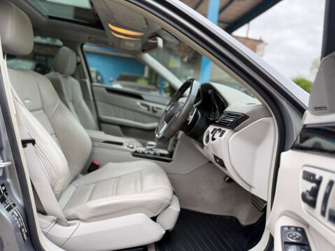 Mercedes-Benz E Class 5.5 E63 AMG V8 Bi-T Auto 5dr 4